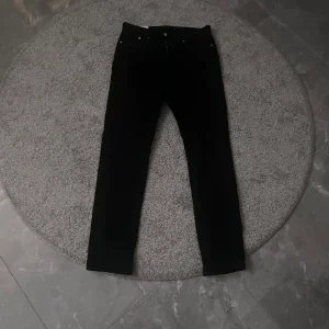 Svarta slim fit byxor från H&M