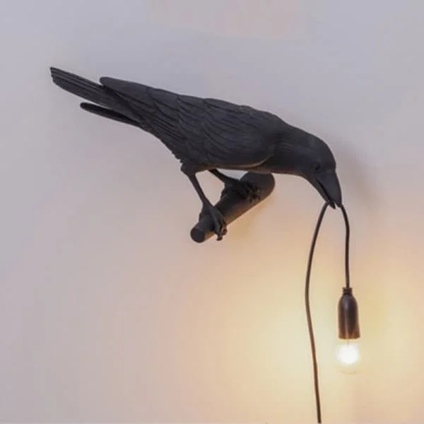Seletti Fugl Moderne Italiensk Vegglampe i Svart og Hvit Harpiksdesign