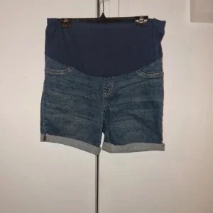 Gravid shorts
