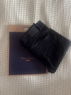 Svarta jeans från Nudie Jeans Co
