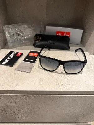 Rayban boyfriend solglasögon