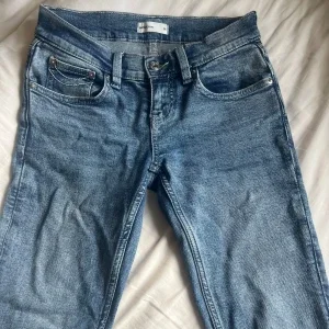 Blå bootcut jeans från Perfect Jeans