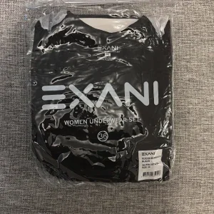 Svart underställströja från Exani