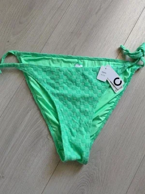 Gröna bikiniunderdelar Cubus