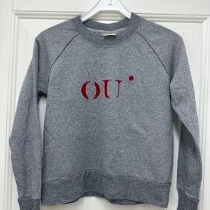Grå sweatshirt från Selected Femme