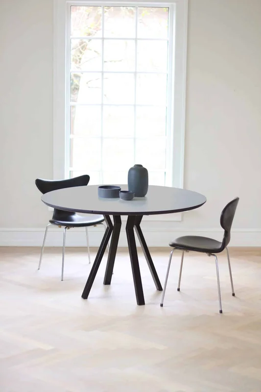 Rundt spisebord – CIRCLE Ø110 sort kant