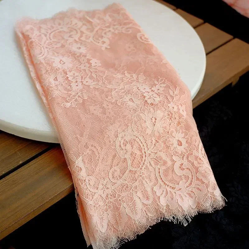 AliExpress - (3 mt/los) Chantilly Spitze Stoff 40 cm Wellenförmige Nylon Kleid Wimpern Spitze Französisch Spitze Stoffe