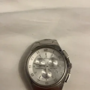 Silverfärgad klocka från Festina