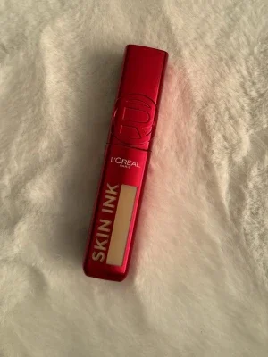 Loreal Paris Concealer / Foundation