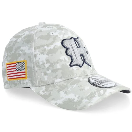 New Era - NFL Camo fitted Czapka Z Daszkiem - Houston Texans 39THIRTY NFL Salute To Service Camo Fitted @ Hatstore