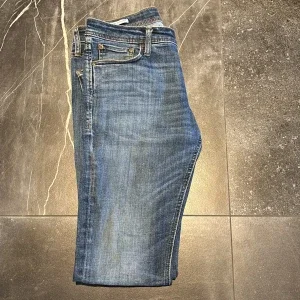 Blå skinny jeans Skinny Fit Liam 31/32