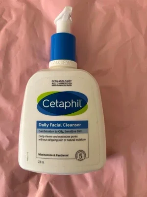 Cetaphil Daily Facial Cleanser 236ml
