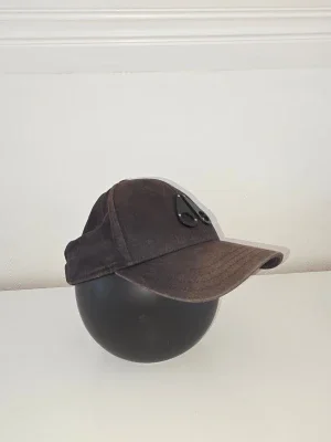 Svart keps från Moose Knuckles