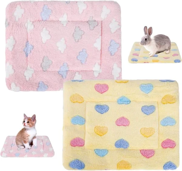2 Guinea Pig Beds, Plush Sleeping Mats for Small Animals, Warm Fleece Rabbit Bed, Rabbit Blanket - 30x40cm