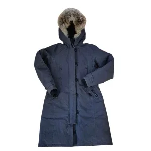 Mörkblå dunparkas från Canada Goose