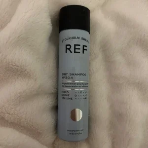REF Stockholm Sweden Dry Shampoo No. 204