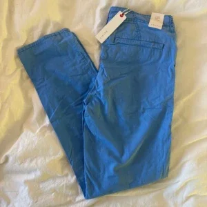 Blå chinos slim fit från Esprit