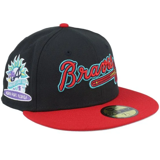New Era - MLB Svart fitted Caps - Atlanta Braves Retro Spring Training Black/Red Fitted @ Hatstore