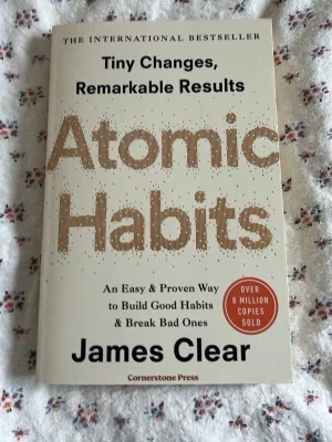 Atomic Habits av James Clear