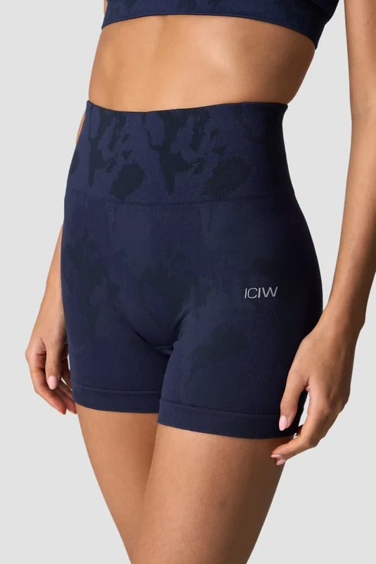 ICANIWILL - Camo Seamless Shorts Navy Camo- Shorts - Dames - sportkleding van ICIW