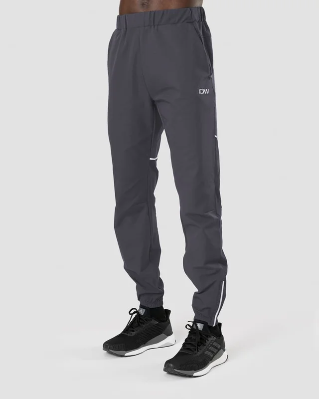 ICANIWILL - Lightweight Training Pants Graphite Men - Träningsbyxor - Herr - Träningskläder från ICIW