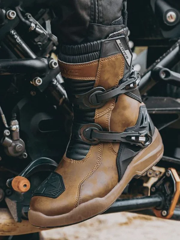 AliExpress - SCOYCO Rindsleder Motocross Stiefel Wasserdichte Motorrad Stiefel Männer Reiten Racing Moto Schuhe Tragbare Botas Moto Motorrad Schuhe