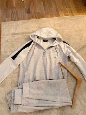 Tracksuit från McKenzie