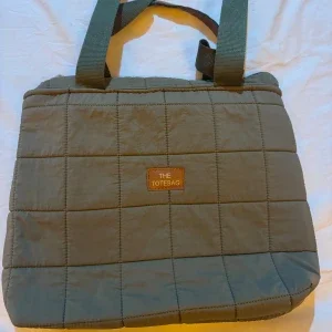 Quiltad grön shoppingväska The Totebag