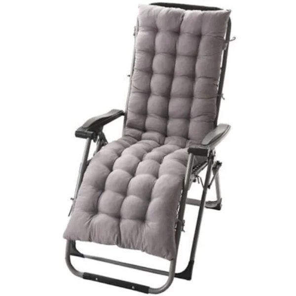 Komfortabel grå stoffpute til 155 cm hage-loungestol, kun pute.