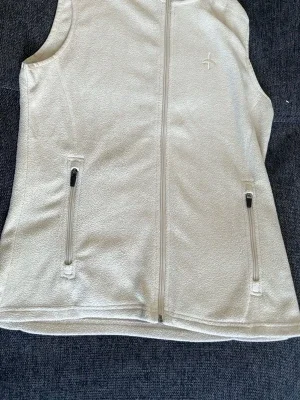 Beige fleeceväst från Cross Sportswear