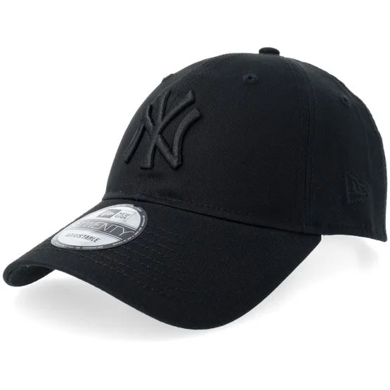 New Era - MLB Zwart unconstructed Cap - New York Yankees League Essential 9TWENTY Black/Black Adjustable @ Hatstore