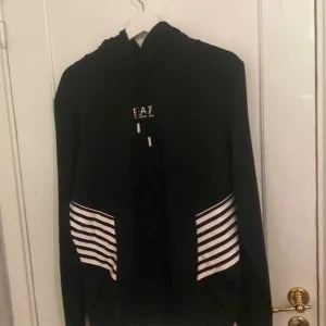 EA7 tränings hoodie