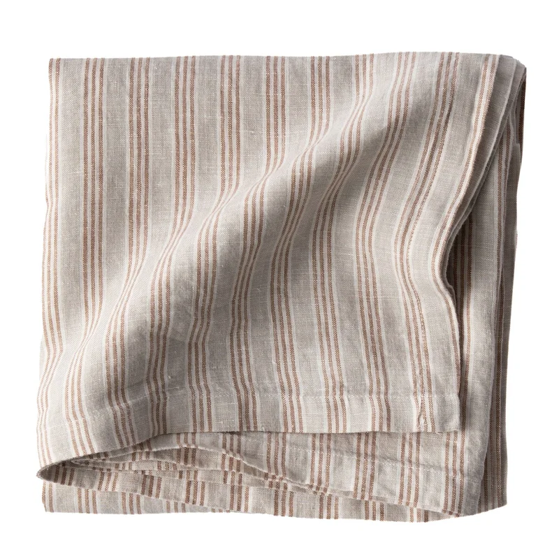 Tell me more Bordsduk i linne 145x145 cm, hazelnut stripe | Dukning & Servering > Textil > Duk | Bagaren och Kocken