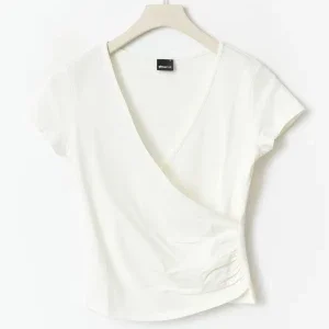 Vit tight wrap top från Gina Tricot, S