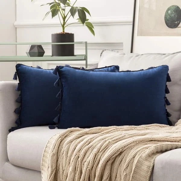 2 stk. fløyelsmyke ensfargede dekorative putetrekk med frynser, boho putetrekk til sofa, seng, marineblå