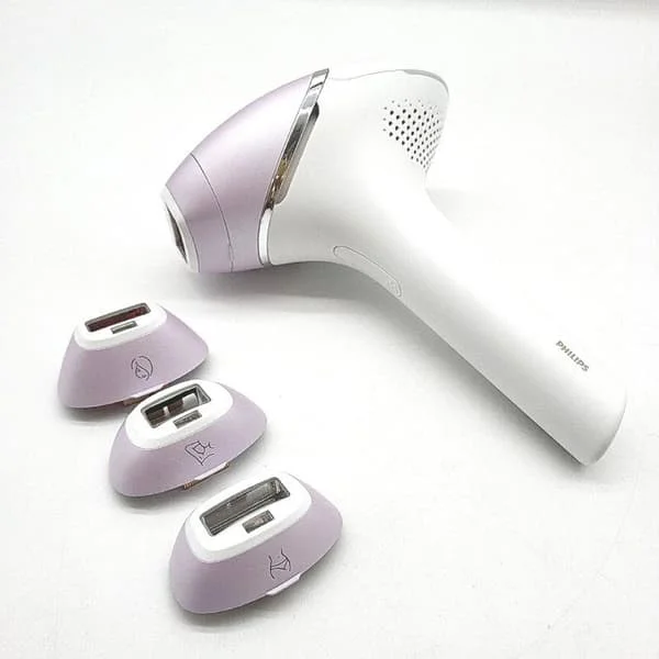 Hårborttagningsapparat med intensivt pulserande ljus (IPL) - PHILIPS - Lumea IPL 8000 - SenseIQ-teknik - SmartSkin-sensor - 4 ergonomiska tillbehör