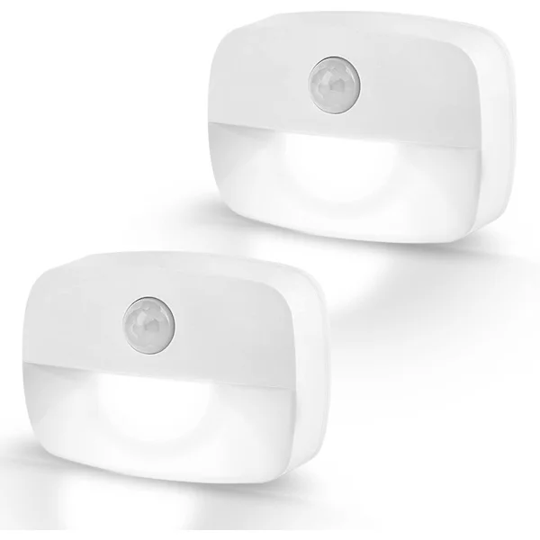 LED nattlampe, 2-pak bevegelsessensorlamper innendørs, festes på nattlampe med batteridrift, nattlampe for barn på soverommet, automatisk PÅ/AV, hvit
