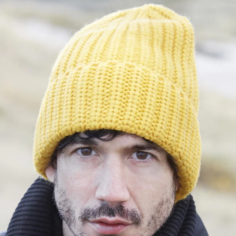 Gorro de punto grueso amarillo Montagna Fee para hombres - Gorros de punto