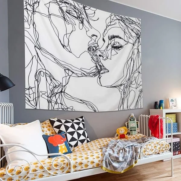 Men Women Soulful Abstract Sketch Wall Tapestry Kissing Lovers T
