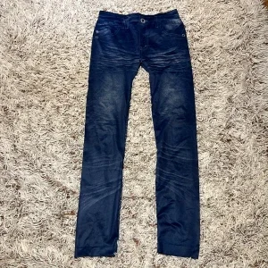Blå leggings jeansbyxor