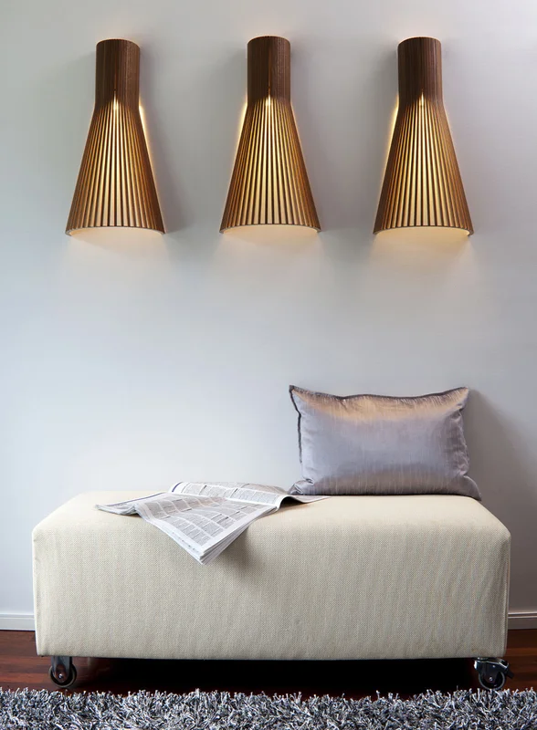 Secto Design Secto 4230 vegglampe H60 - valnøtt