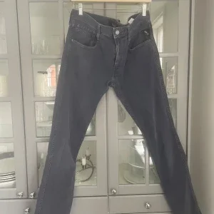 Blåa Replay Anbass Jeans