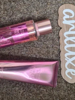 Victoria's Secret parfym & bodylotion