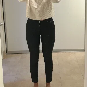 Svarta skinny jeans från Stockholm MQ stl 34