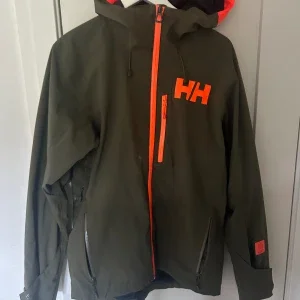 Helly Hansen jacka