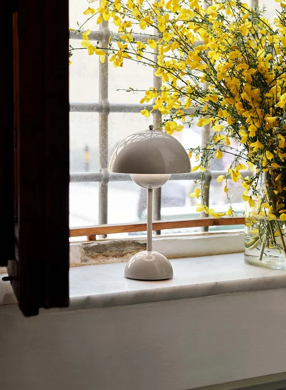 &tradition Flowerpot VP9 oppladbar bordlampe H30 - gråbeige