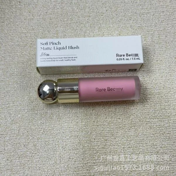 Rare Beauty Flytende Blush Svært Pigmentert Naturlig Strålende Duggete Blush Lettvektig Perfekt Base Sminke Konturerende Krem Blush