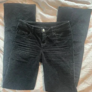 Lågmidjade bootcut mocka byxor