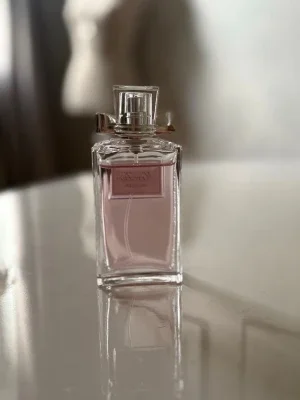 Miss Dior Rose N'Roses parfym