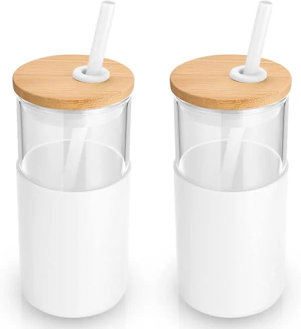 47 cl Glass Tumbler with Straw and Bamboo Lid, Reusable Iced Coffee Mug, Smoothie Cups, Tumbler with Silicone Sleeve - White - Yux